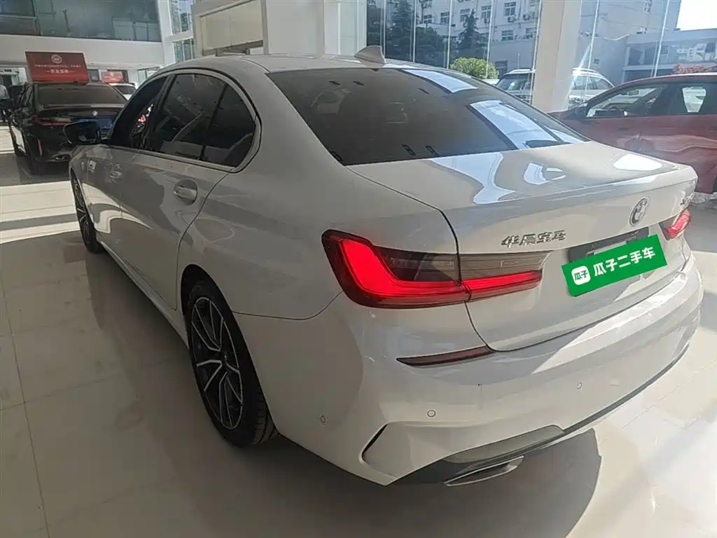 BMW 3-SERIES