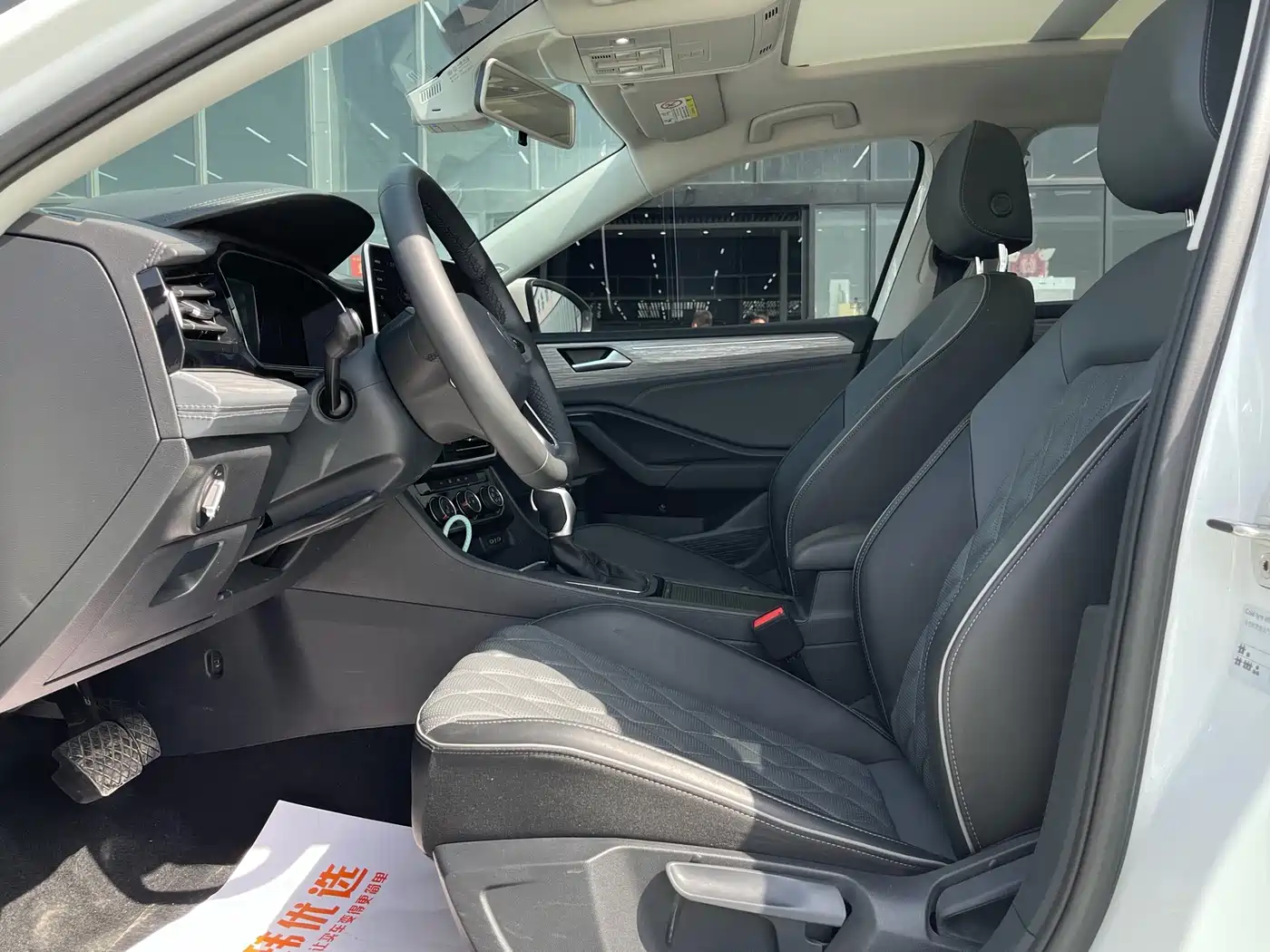 Volkswagen Sagitar 2025 300TSI DSG Surpass Edition фото 4