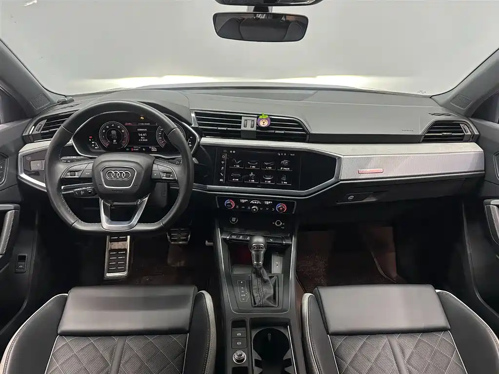 Audi Q3 2025 2025 quattro 45th Anniversary Edition 40TFSI Fashion Dynamic