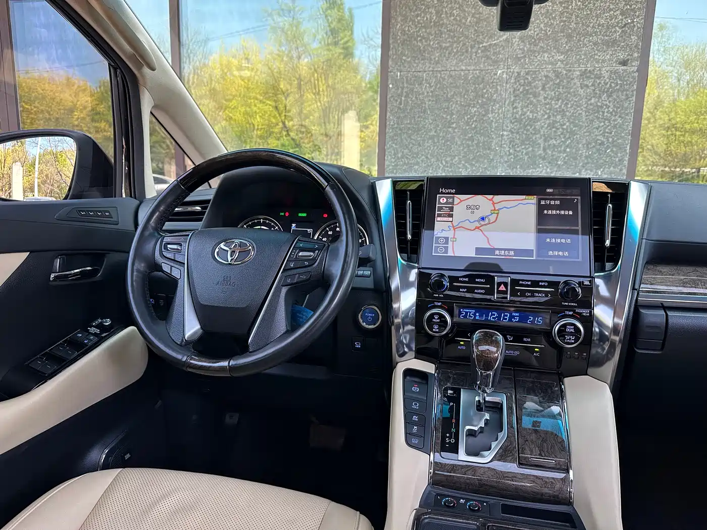 Toyota Vellfire 2021 Crown Hybrid 2.5L HV Supreme Edition фото 13
