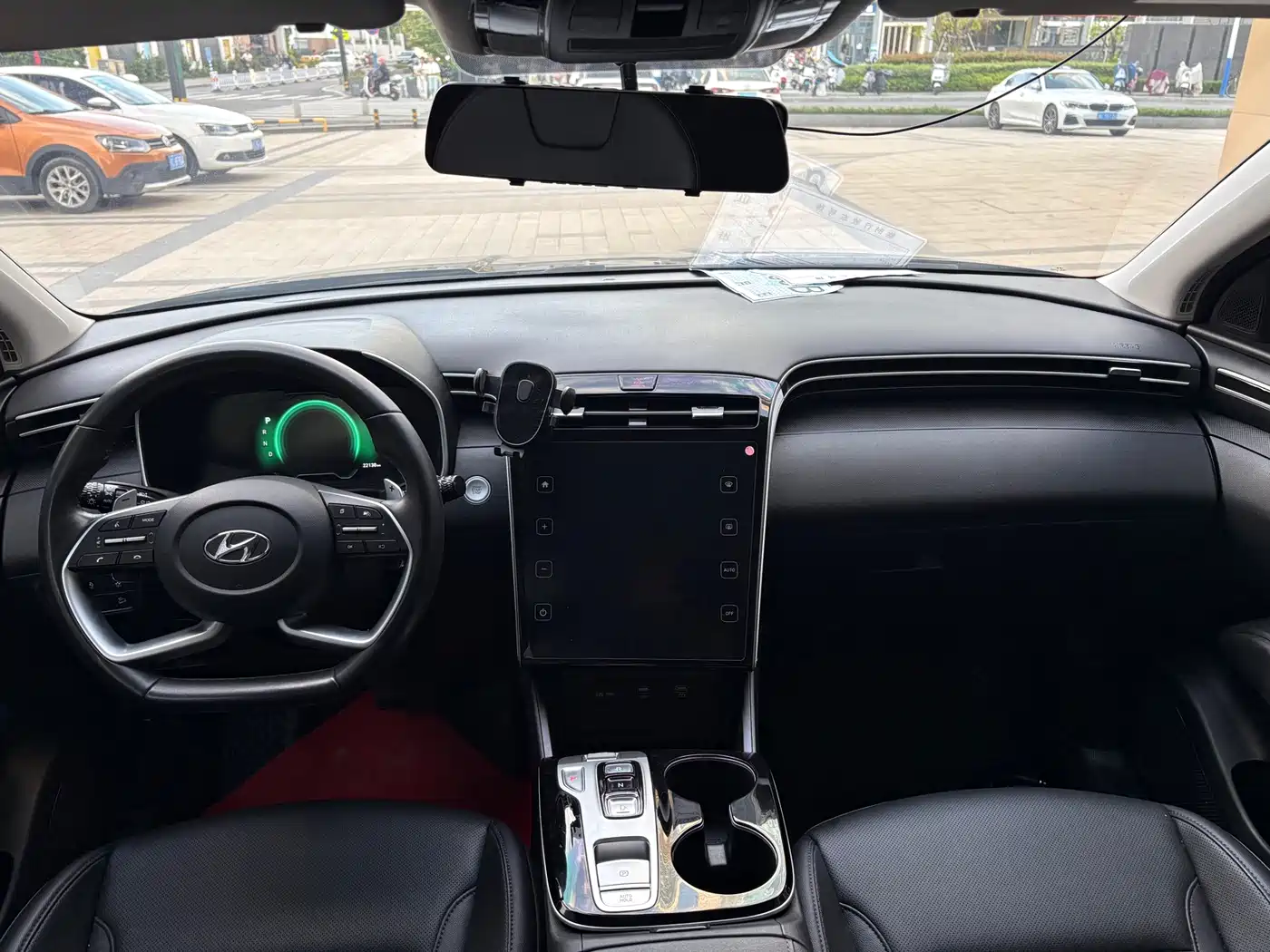 Hyundai Tucson 2023 Tucson L 1.5T Automatic 2WD GLX N Line Elite Edition фото 9