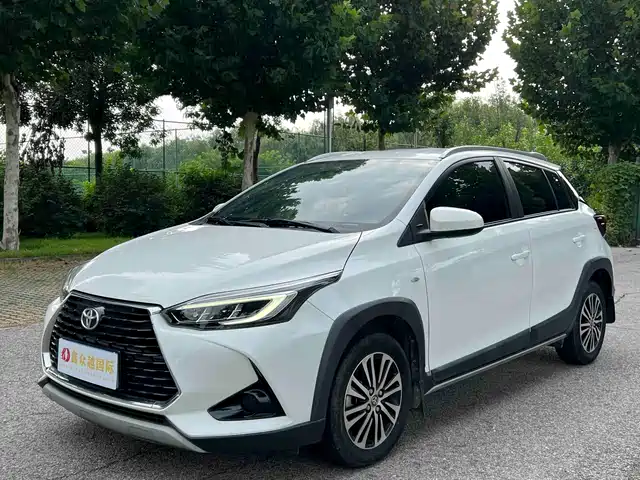 Toyota YARiS L Zhi Xuan 2022 Zhi Xuan X 1.5L CVT Leading PLUS Edition — фото 1