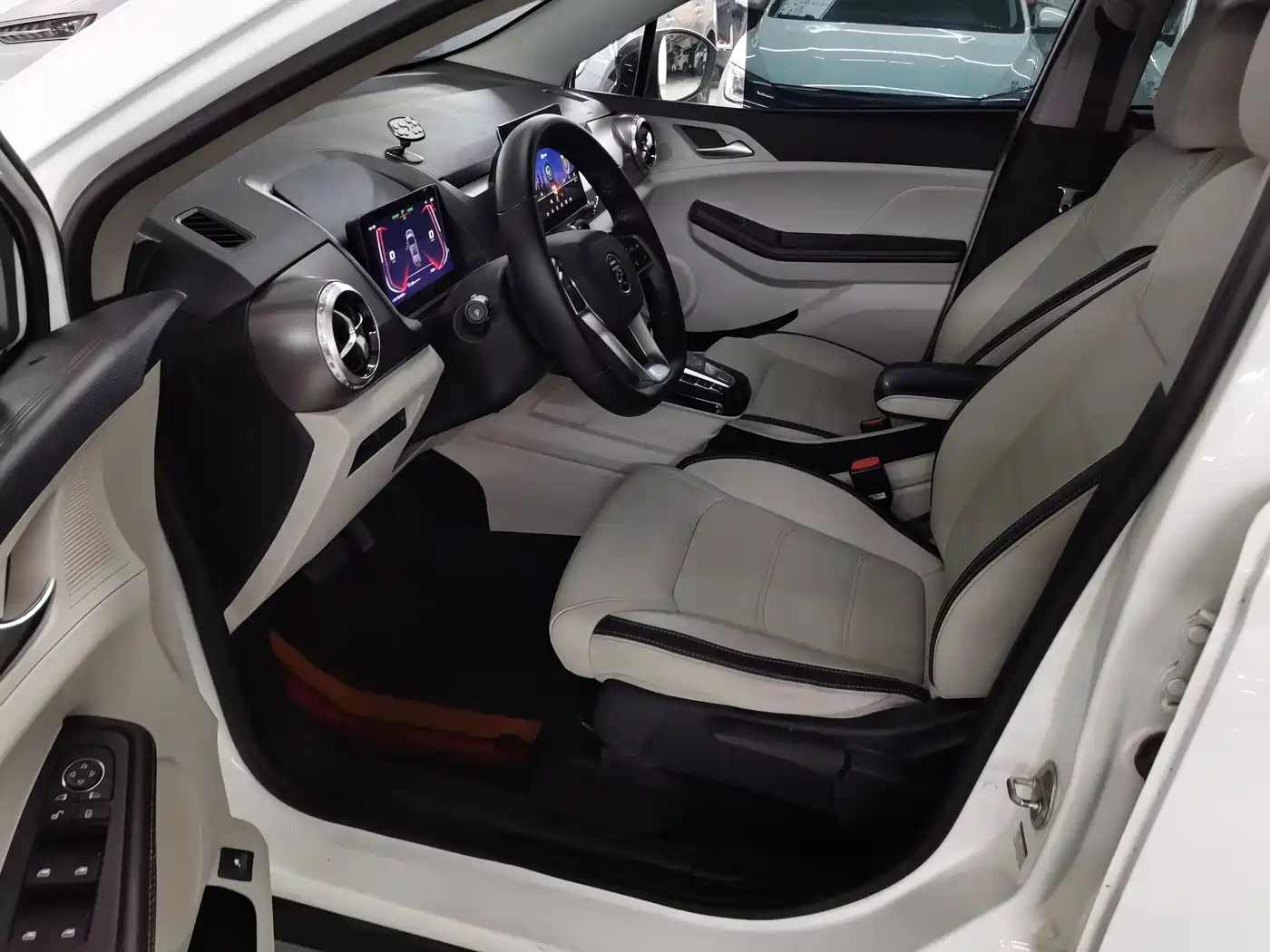 BYD Yuan Pro 2022 2023 401KM Luxury