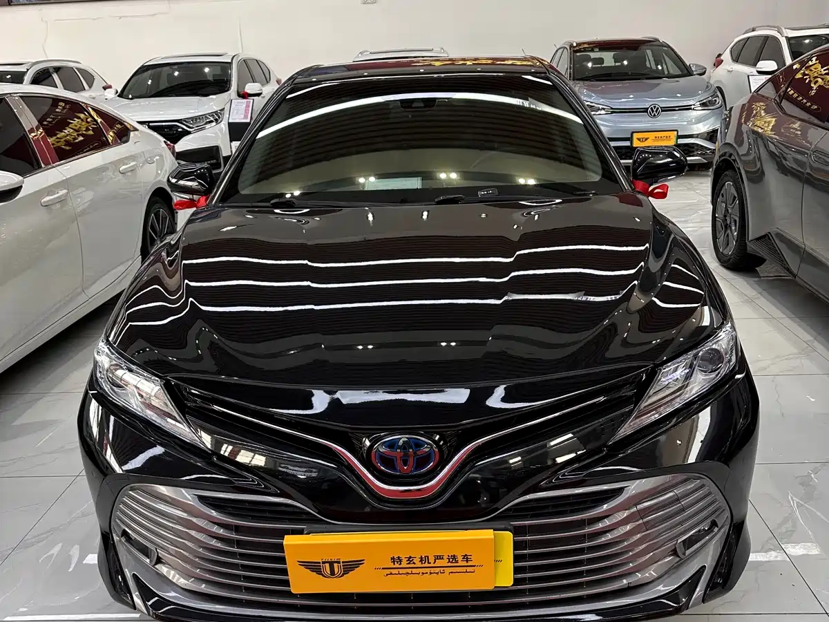 Toyota Camry 2019 Facelift Hybrid 2.5HG Luxury Edition