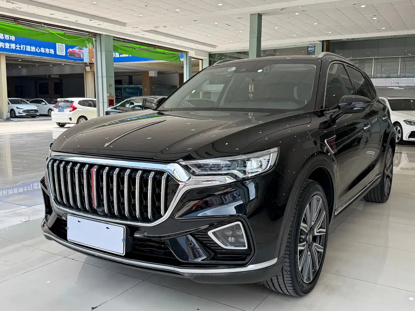 Hongqi HS5 2022 Facelift 2.0T Smart Flag Enjoyment AWD Edition