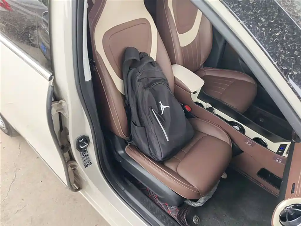 Фото 25 - Wuling Motors Wuling Bingo