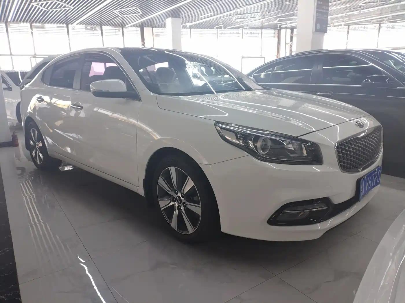 KIA K4