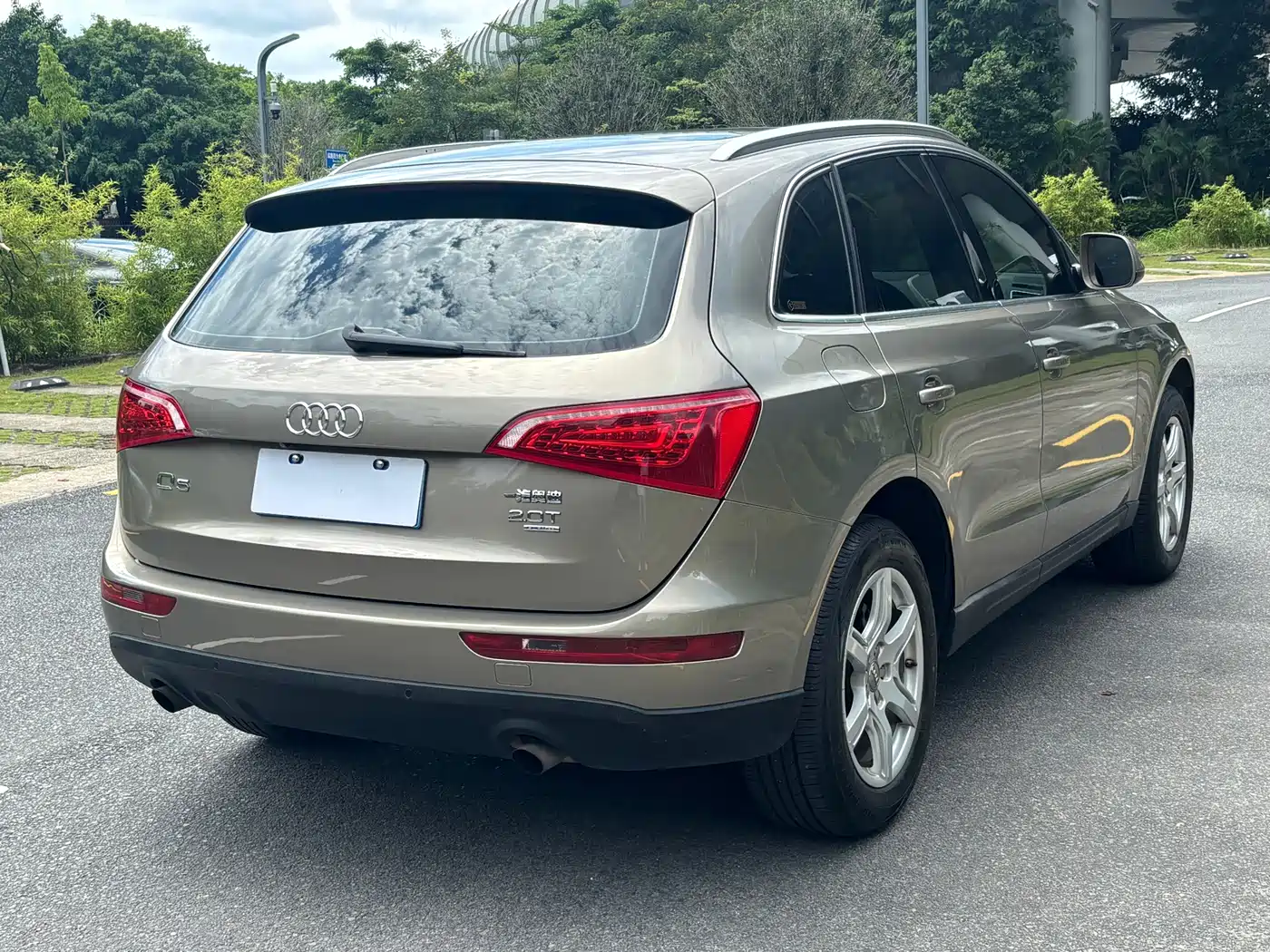 Фото 10 - Audi Q5