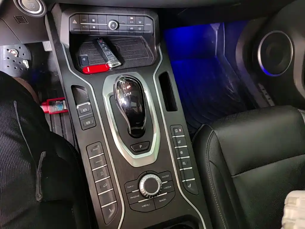WEY VV6 2020 2021 2.0T 2WD Smart Enjoyment+