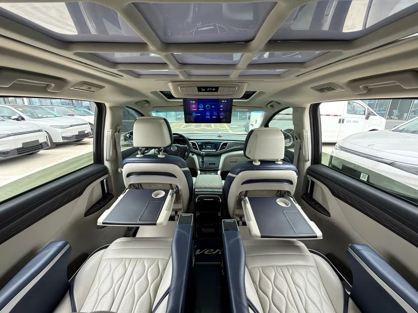 Buick GL8 2018 ES 28T Comfort Type China VI фото 8