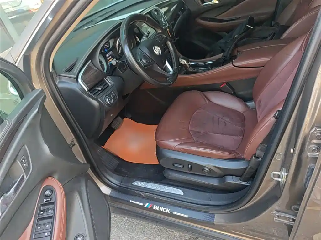 Buick Envision Plus 2017 20T 2WD Luxury фото 11