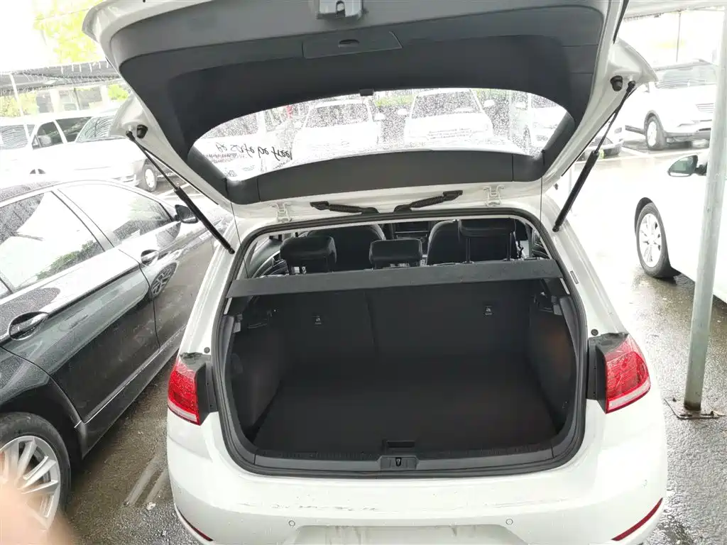 Volkswagen Golf 2020 280TSI DSG Comfort фото 19