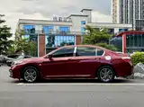 Фото 5 - Honda Accord