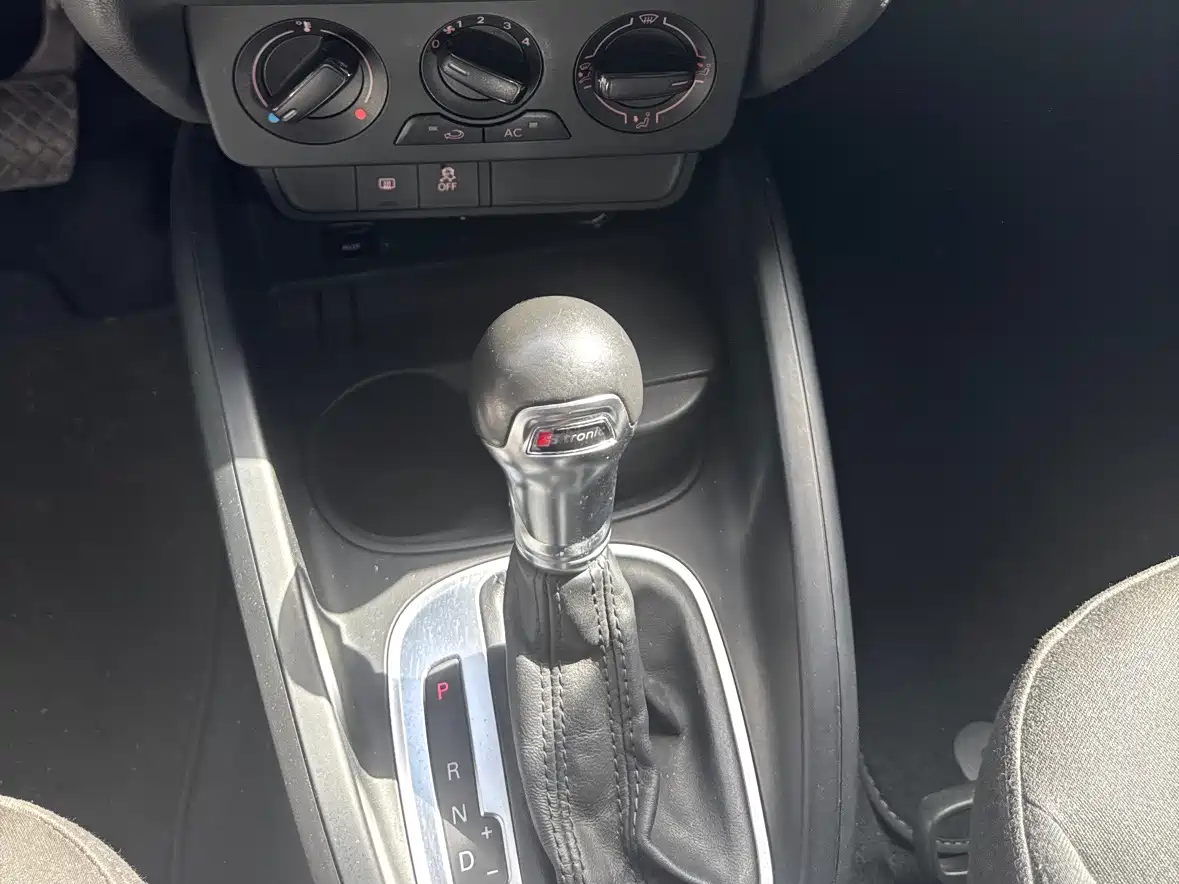 Audi A1 2014 30 TFSI Sportback Fashion фото 19