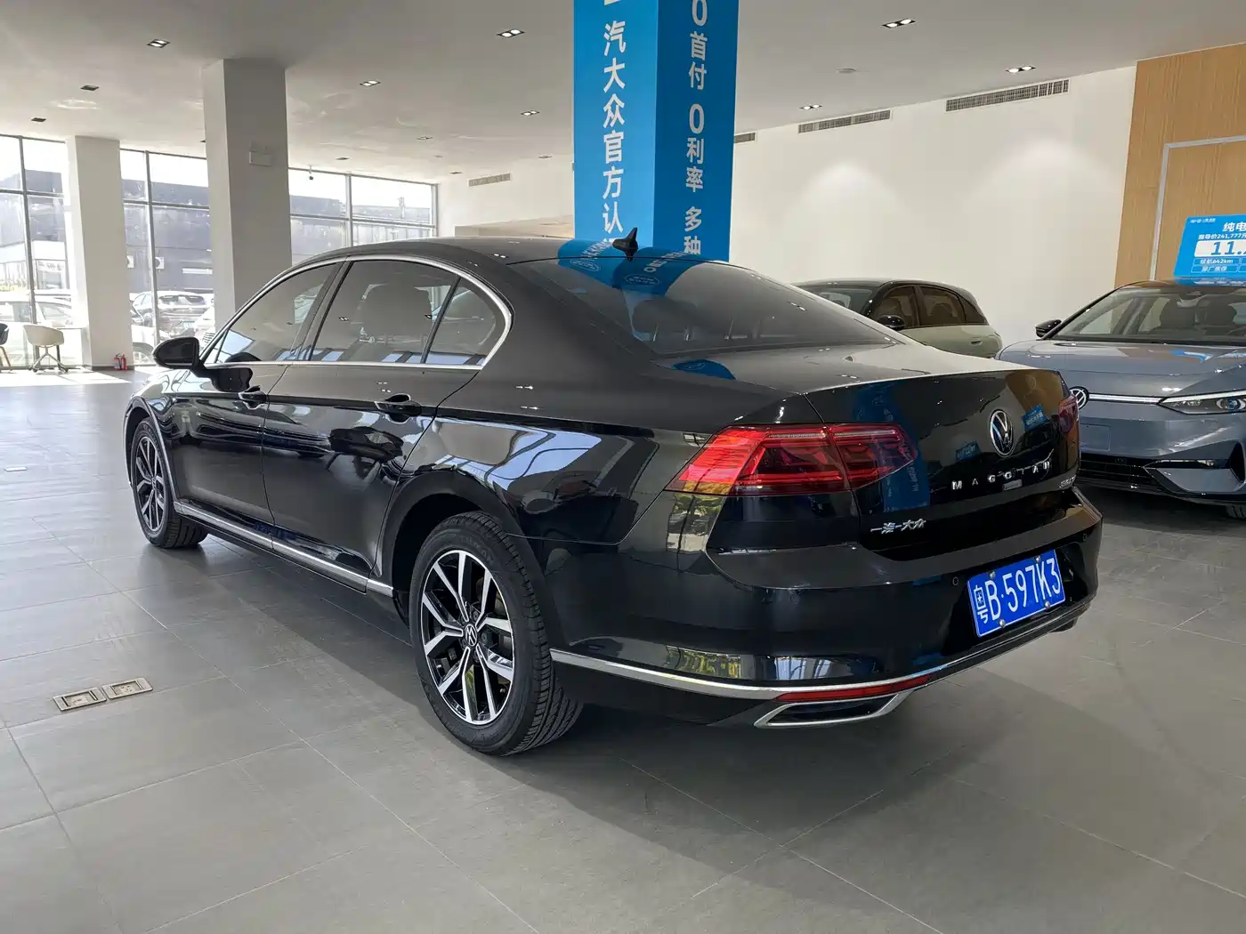 Volkswagen Magotan 2020 330TSI DSG Leading фото 2