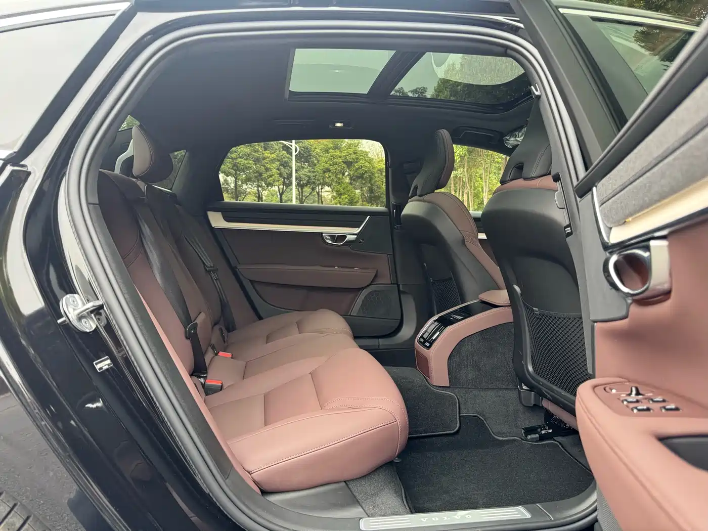 Volvo S90 2026 B5 Zhiyuan Luxury Edition фото 20