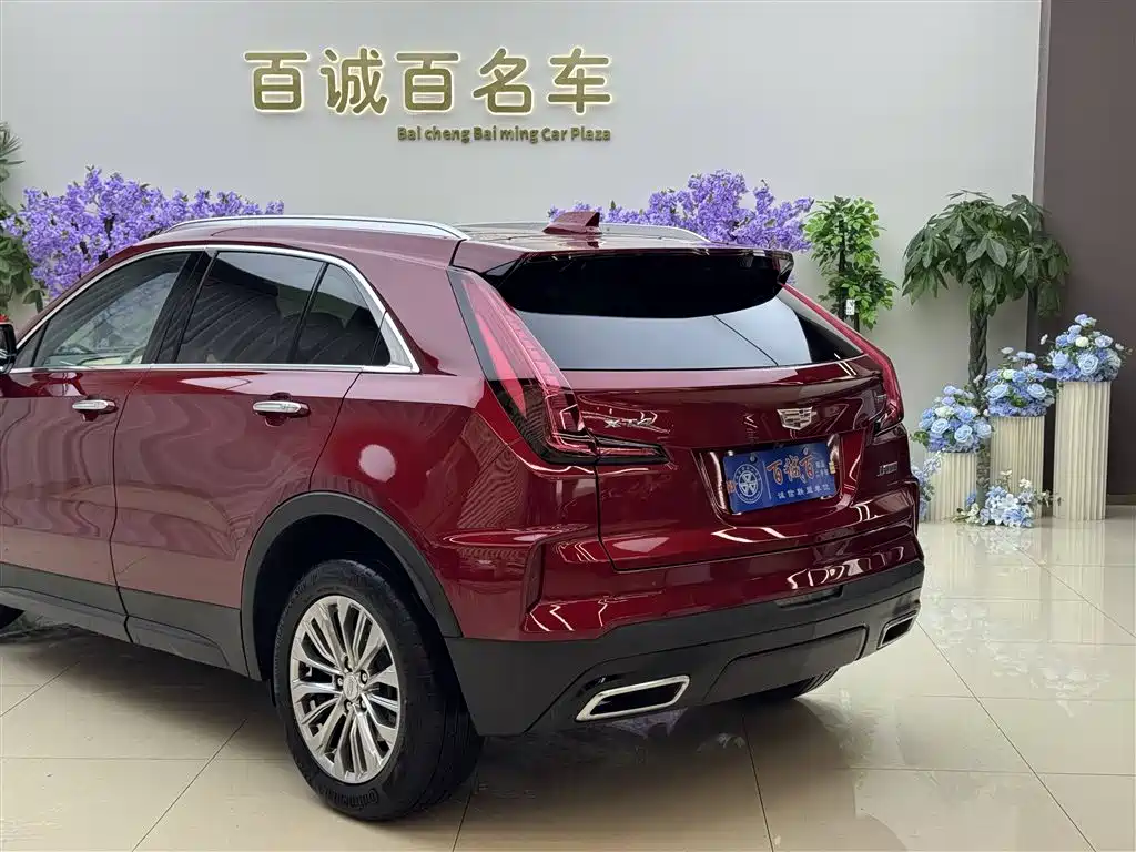 Cadillac XT4 2024 28T 2WD Luxury фото 8