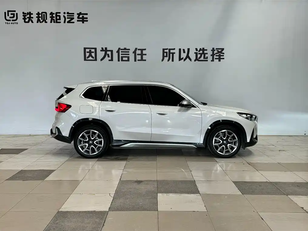 BMW X1 2023 sDrive25Li X Design Package фото 6
