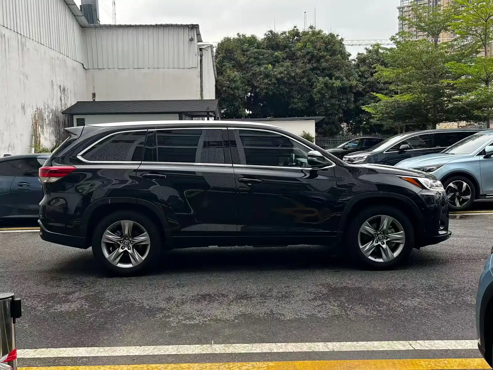 Фото 5 - Toyota Highlander