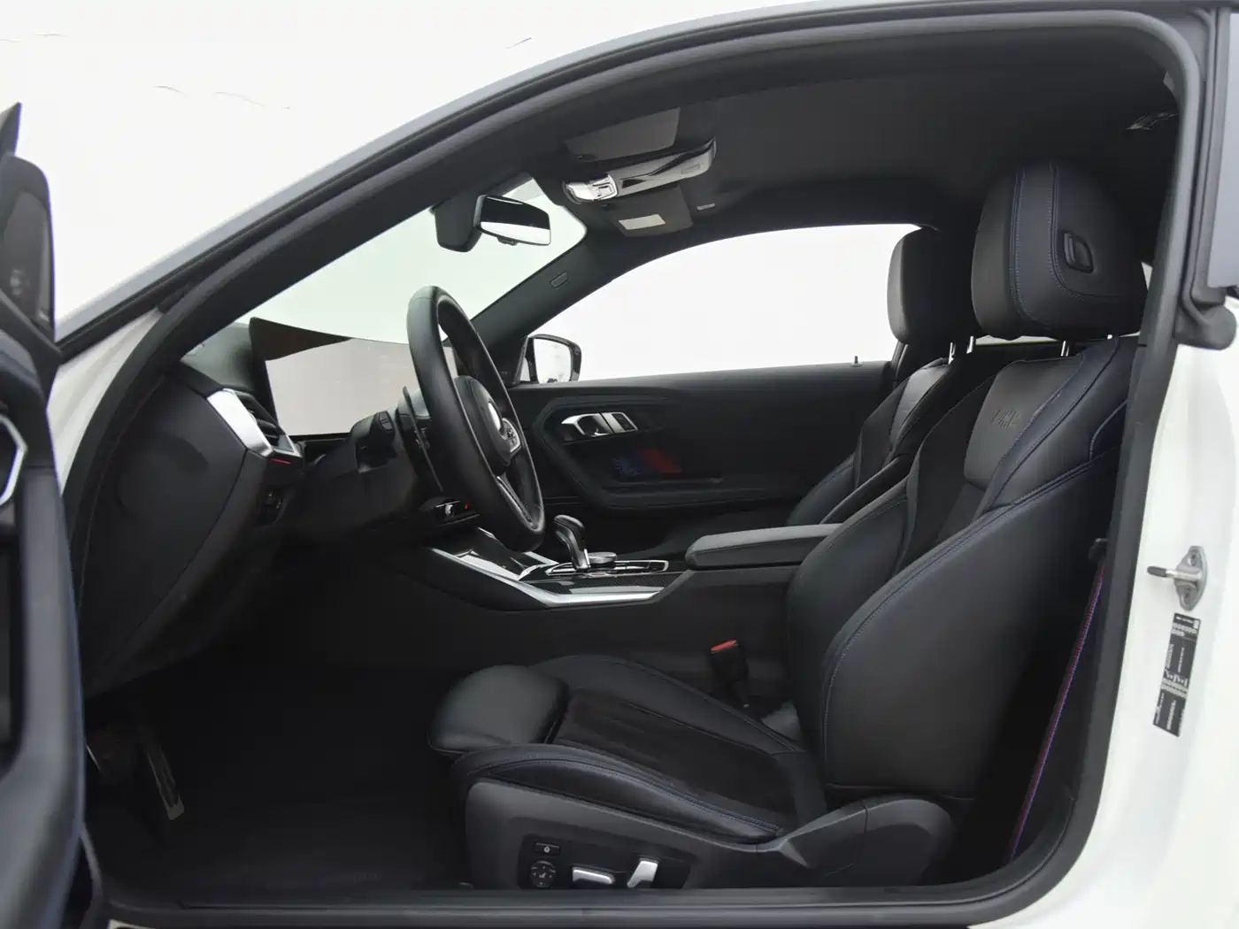 BMW M2 2023 Model M2 фото 41