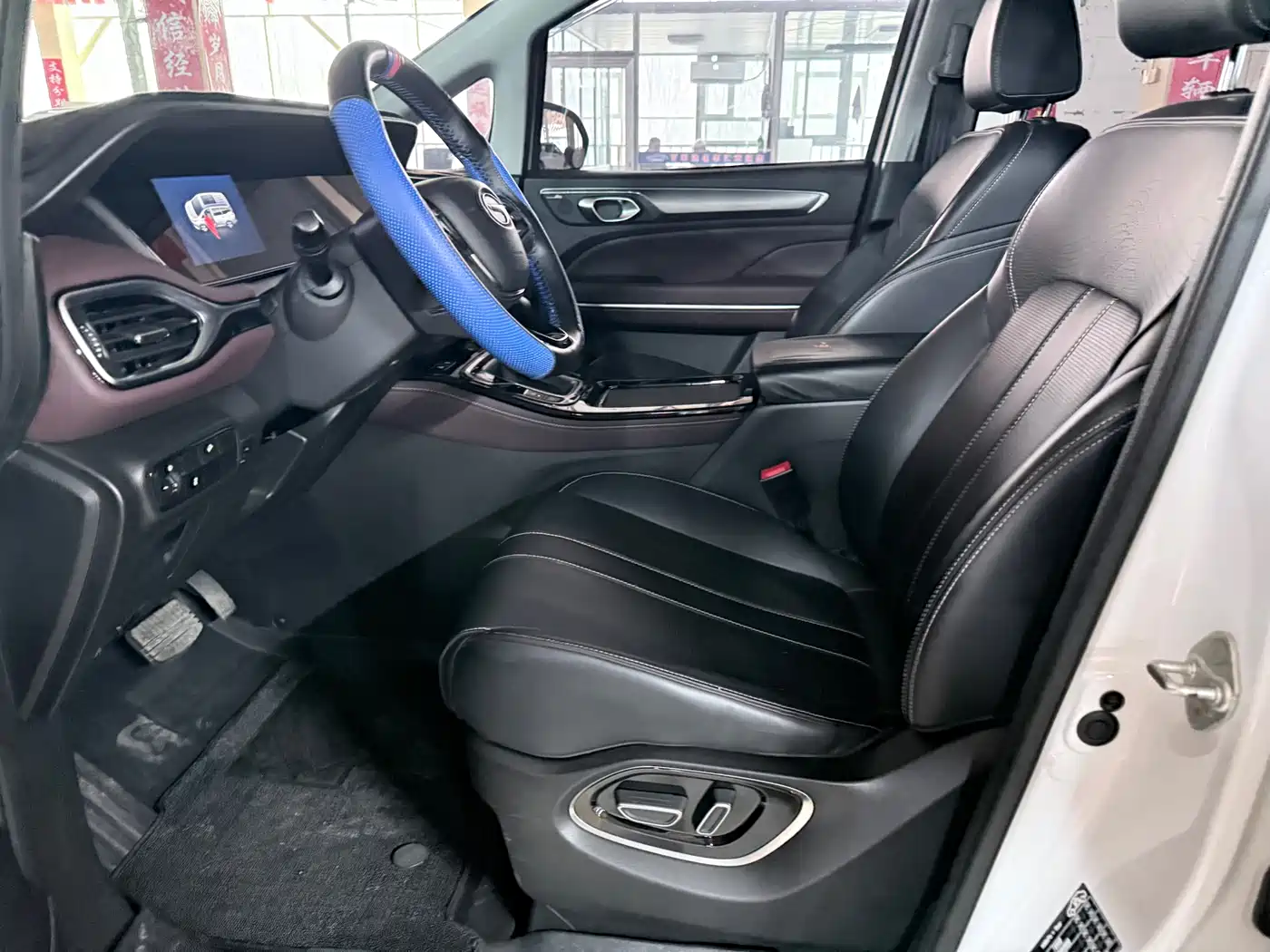 GAC Trumpchi Trumpchi M6 2023 PRO 270T DCT Elite Edition фото 8