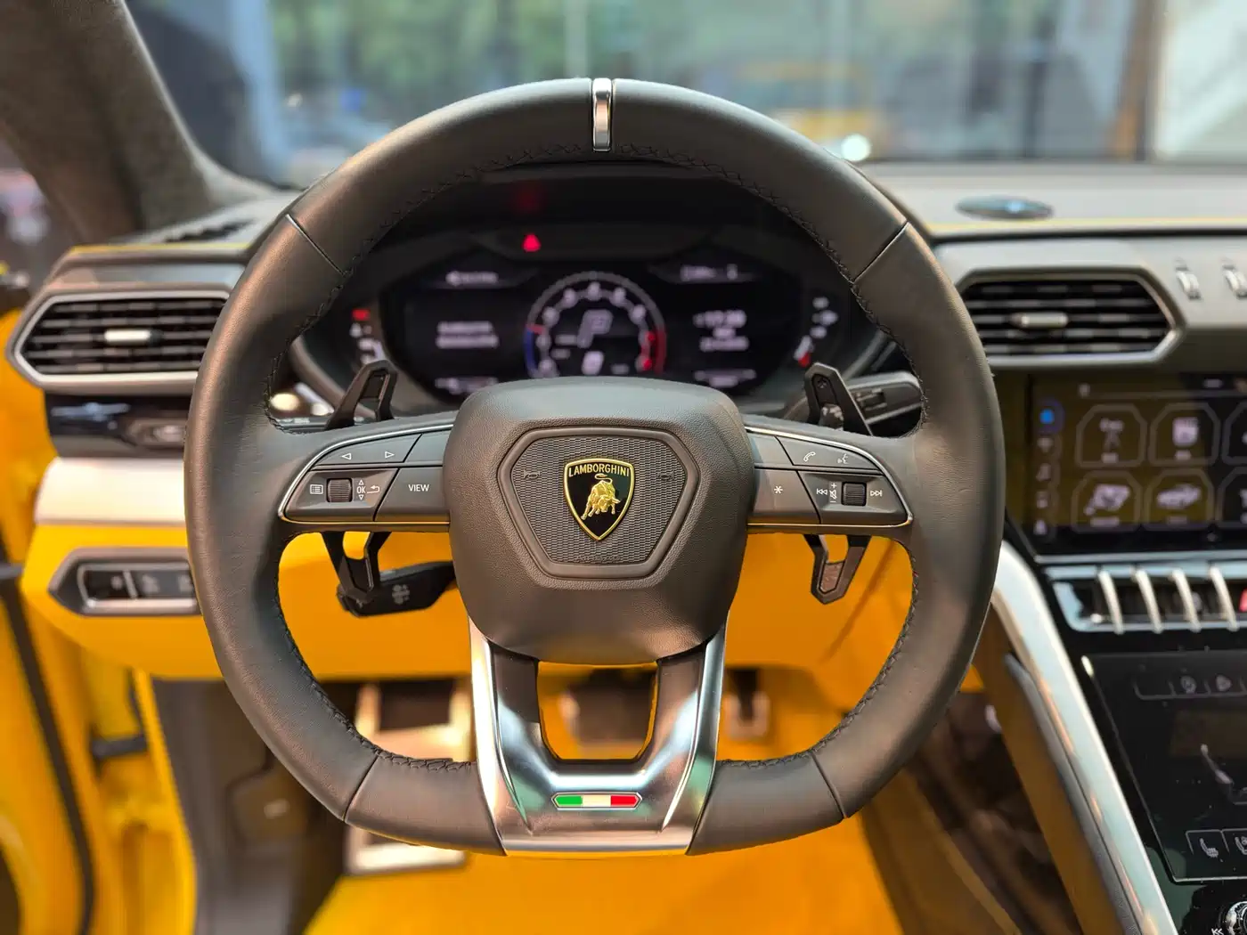 Lamborghini Urus 2021 4.0T V8 фото 21