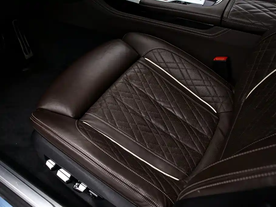 BMW 7 Series 2022 740Li xDrive Executive M Sport Package фото 13