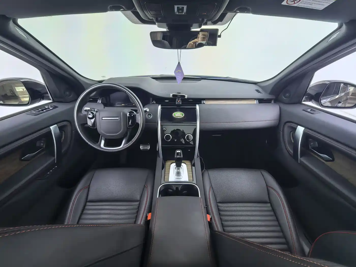 Land Rover Discovery Sport 2020 249PS R-Dynamic Performance Tech 7-seater фото 8