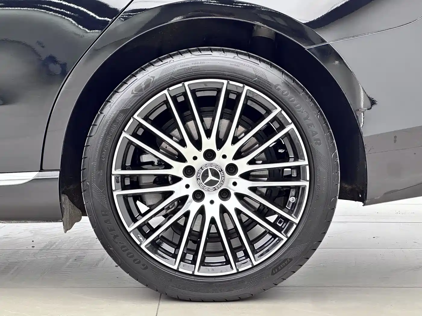 Mercedes-Benz C-Class 2023 Facelift C 260 L Sport Edition фото 16