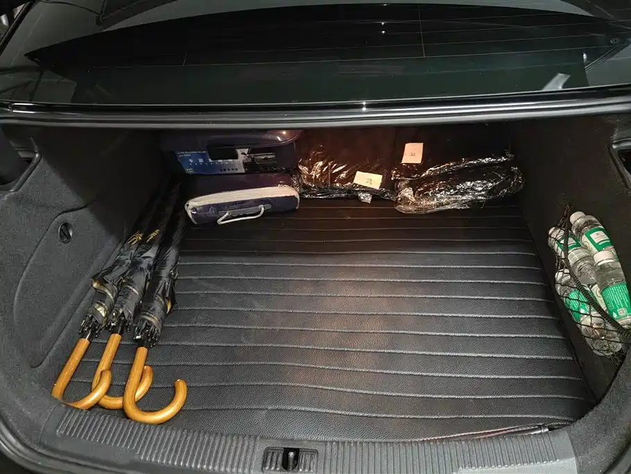 Audi A6L 2014 50 TFSI quattro Luxury фото 4