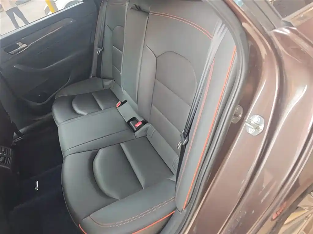 Hyundai Sonata 2017 1.6T GLS Smart фото 17