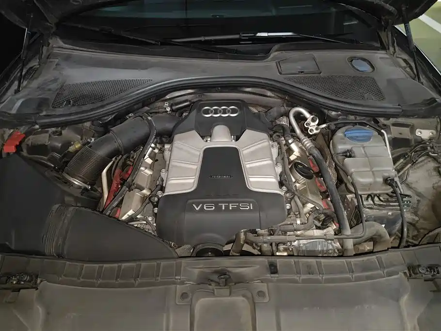 Audi A6L 2014 50 TFSI quattro Luxury фото 10