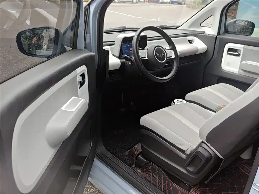 Wuling Motors Wuling Air ev 2023 2023 Model 4-Seater Standard Edition