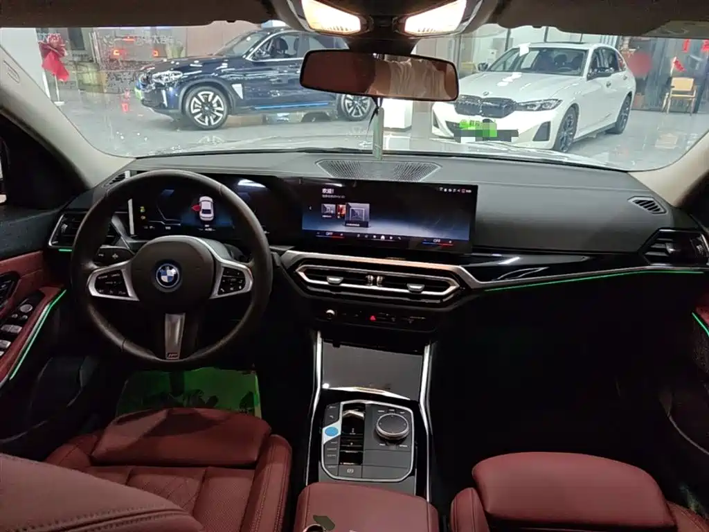 BMW i3 2024 eDrive 35 L фото 10