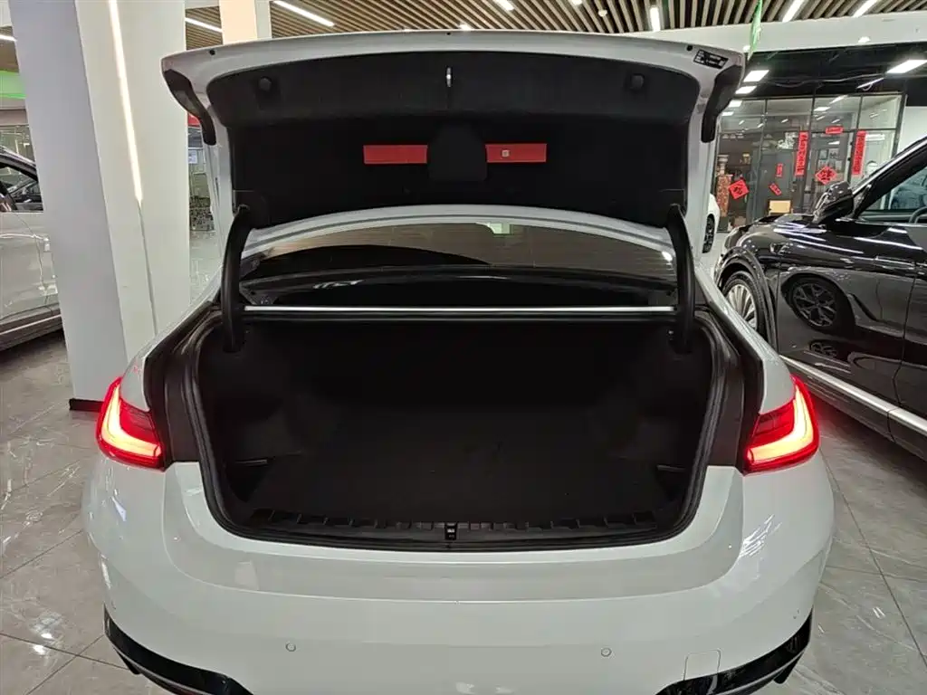 BMW i3 2024 eDrive 35 L фото 19