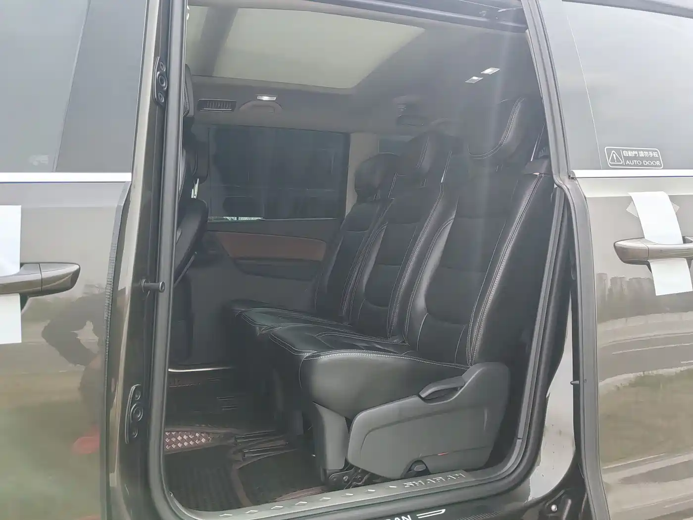 Volkswagen Sharan 2016 380TSI Comfort 7-seater фото 7