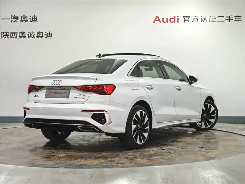 Audi A3 2024 Model A3L Limousine 35 TFSI Fashion Sport фото 4