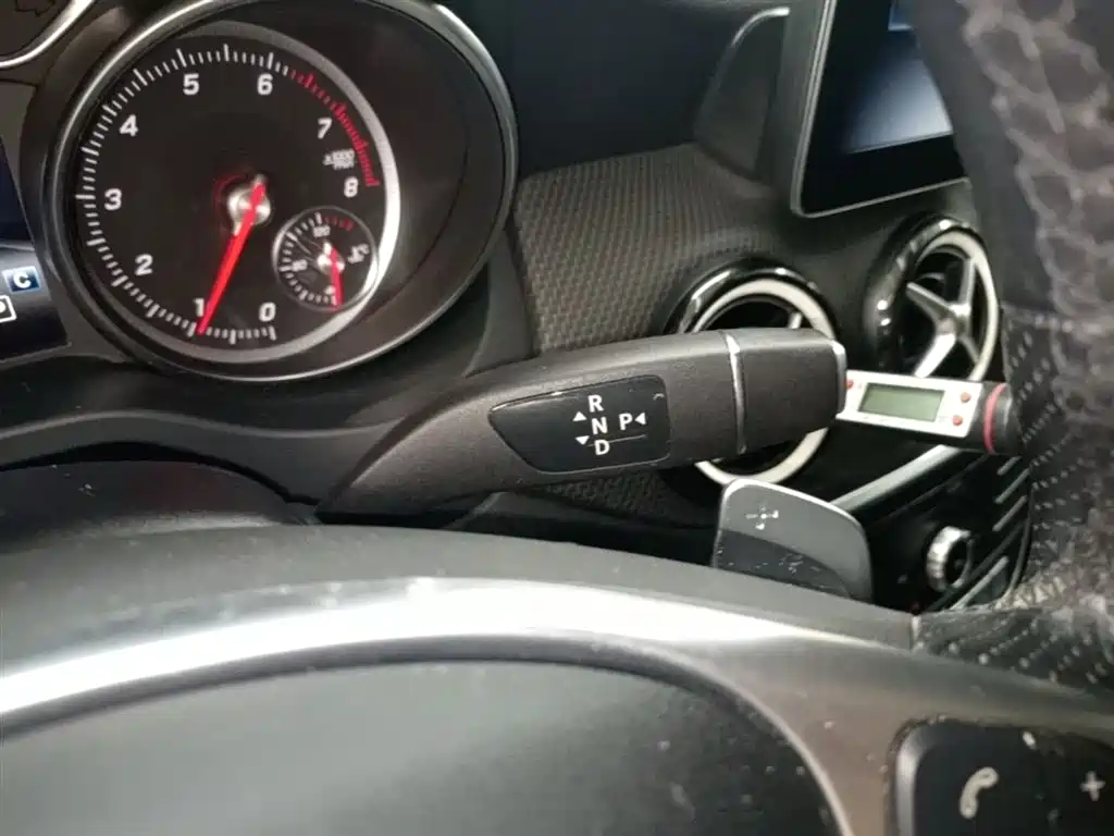 Mercedes-Benz GLA 2019 GLA 200 Dynamic фото 14
