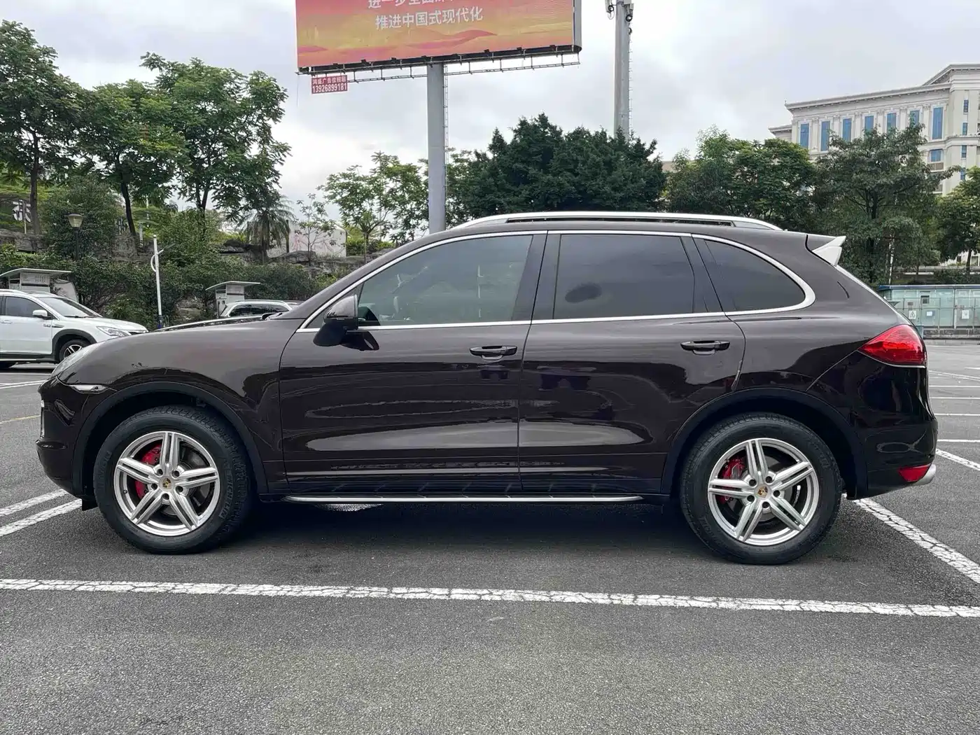 Porsche Cayenne 2014 Cayenne Platinum Edition 3.0T фото 5