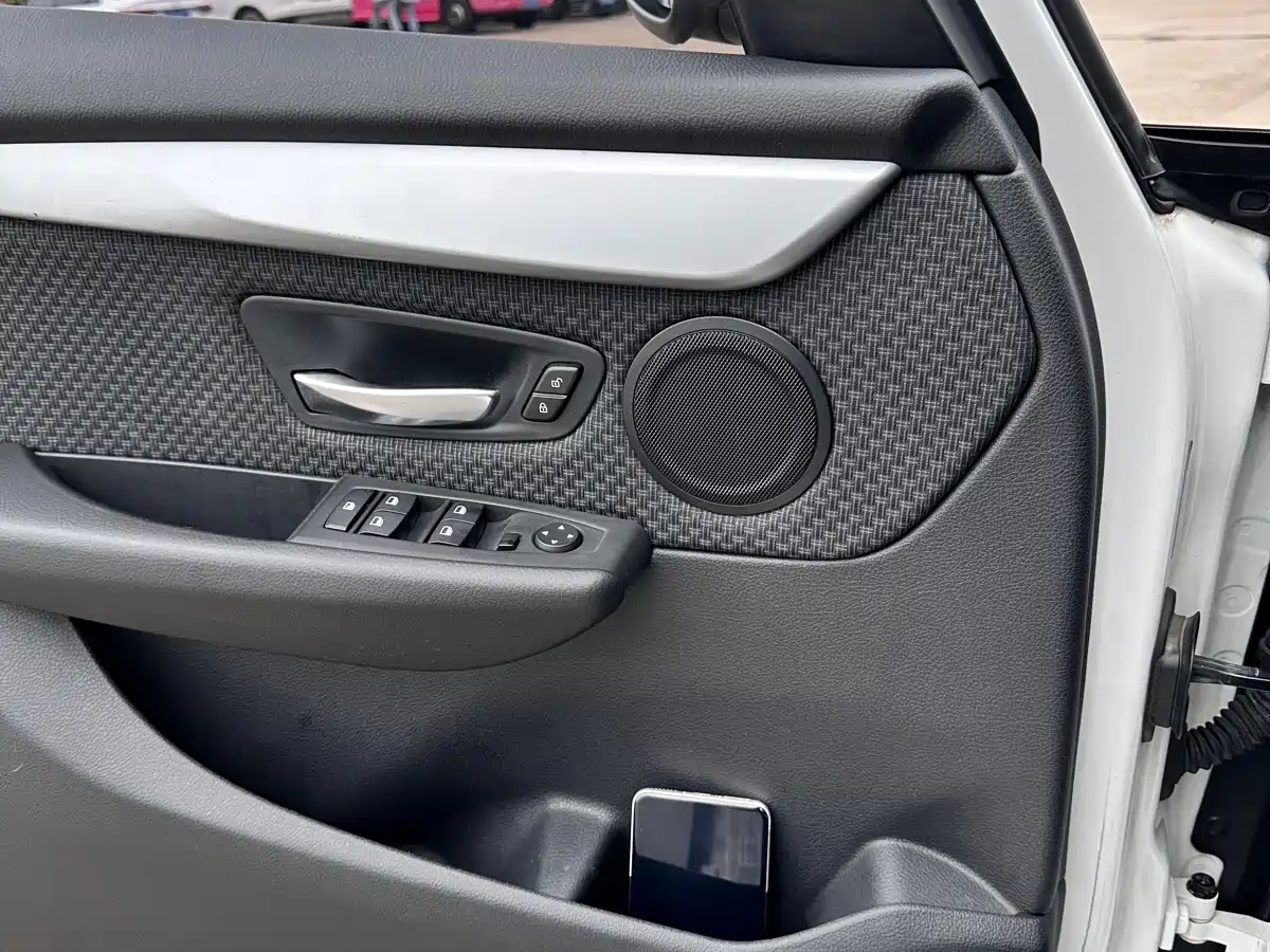 BMW 2 Series Touring 2016 2016 218i Fashion Model