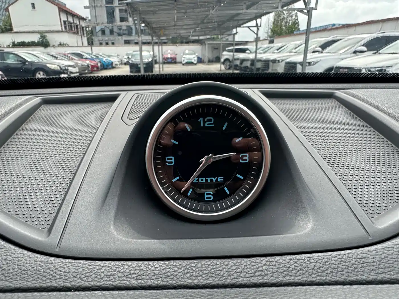 Zotye SR9 2018 2017 2.0T Auto Ultimate Heart Edition