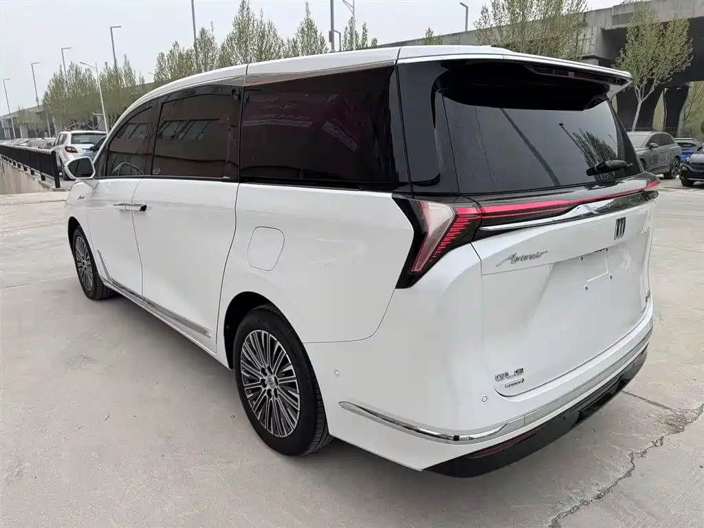 BUICK GL8 NEW ENERGY