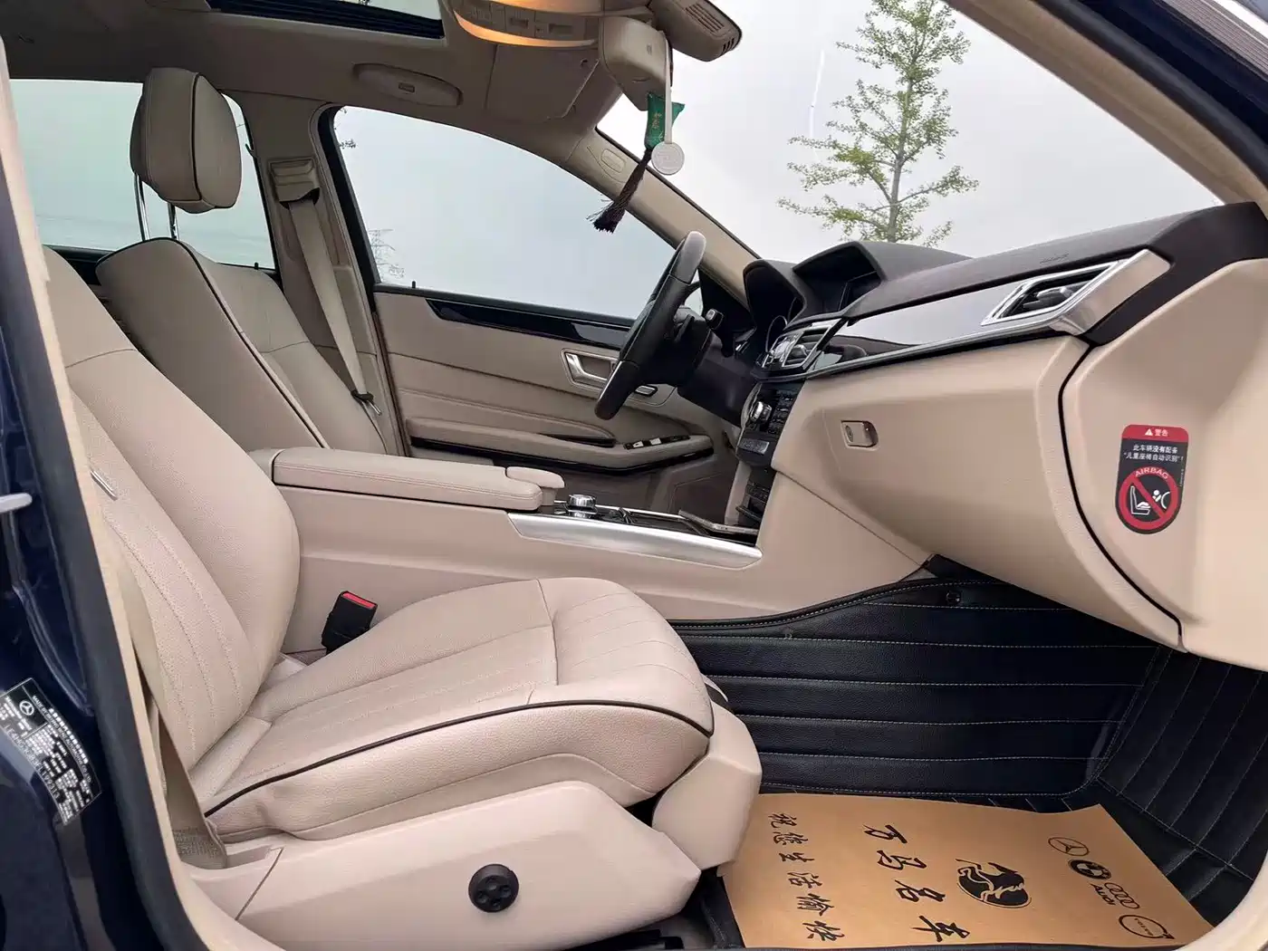 Mercedes-Benz E-Class 2015 E 260 L Sport фото 25