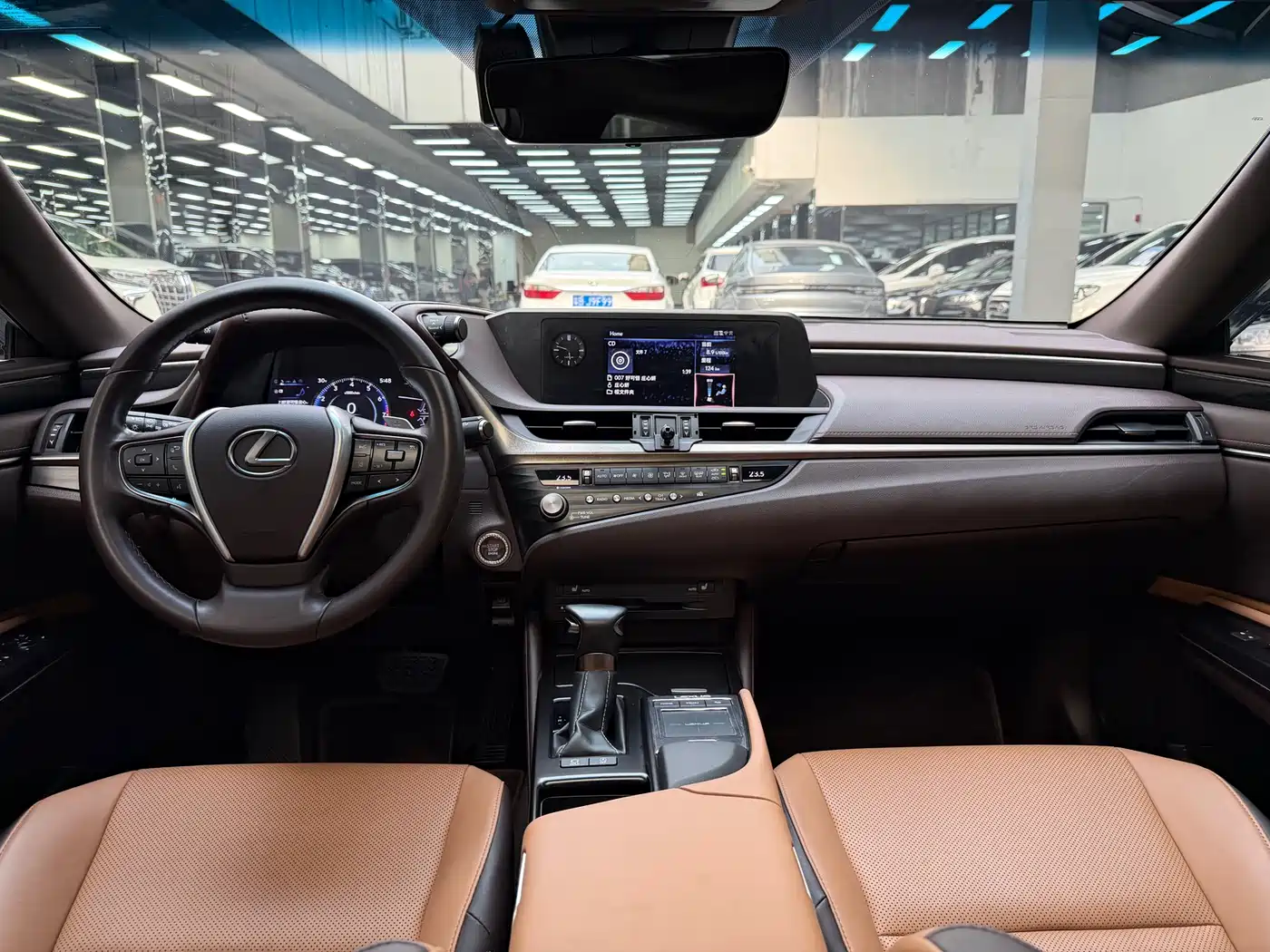 Lexus ES 2020 200 Excellence фото 9