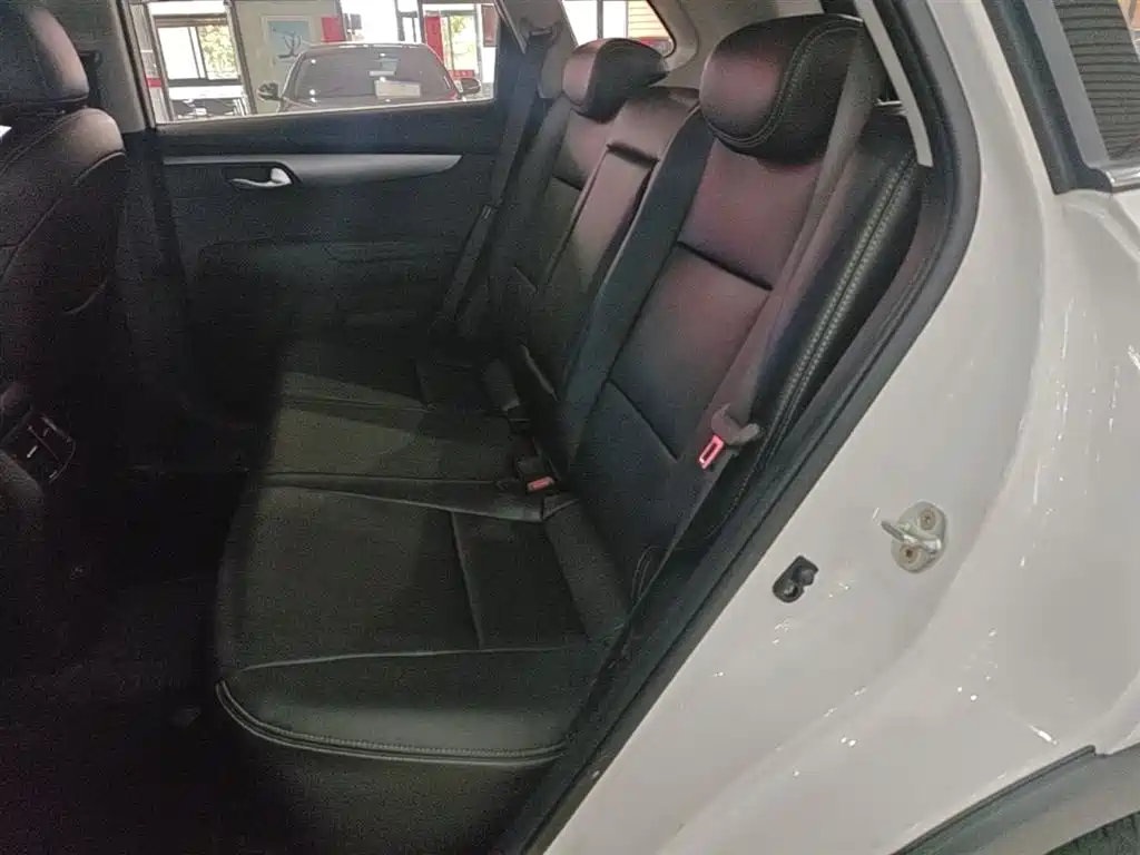 Kia Sportage 2019 2.0L Automatic Smart Luxury Edition фото 17