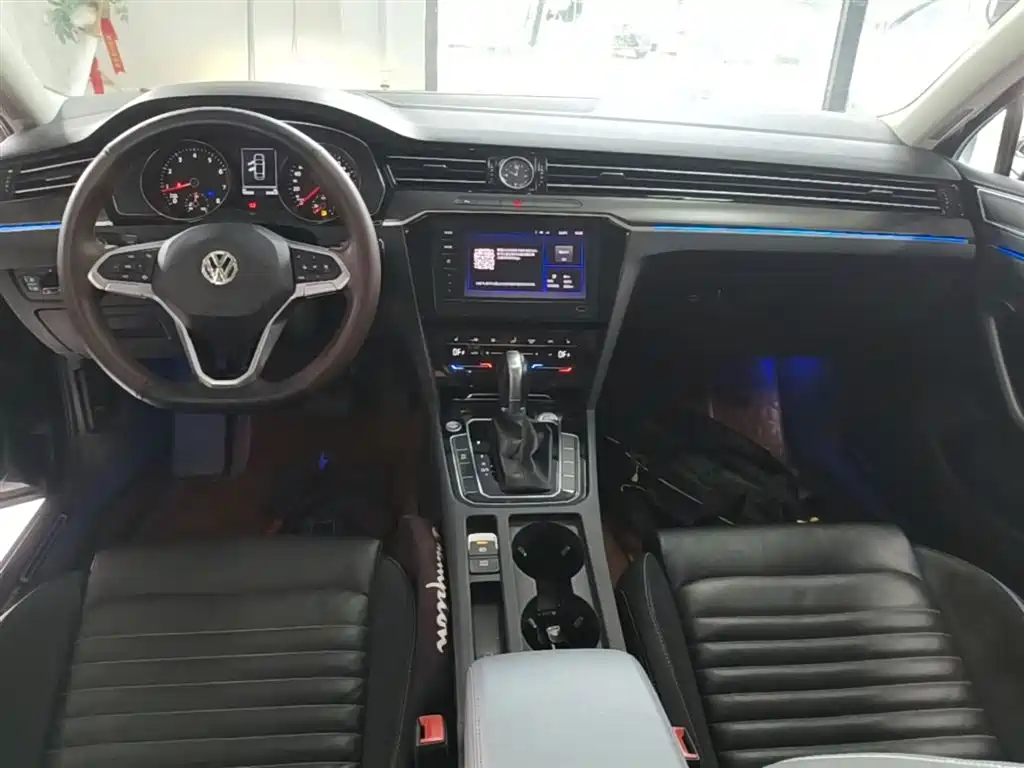 Volkswagen Magotan 2020 330TSI DSG Leading фото 10