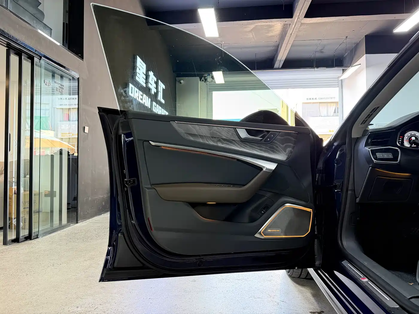 Audi A7L 2022 45 TFSI S-line Dream Builder Edition фото 20