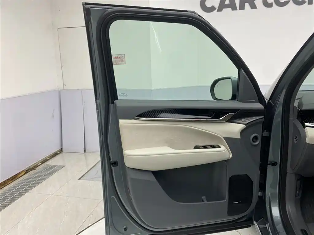 ZEEKR EXTREME KRYPTON 009