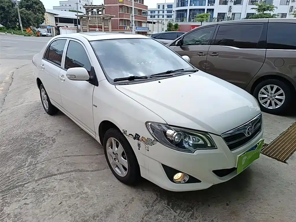 Toyota Corolla 2013 1.6L Automatic Excellence Edition фото 4