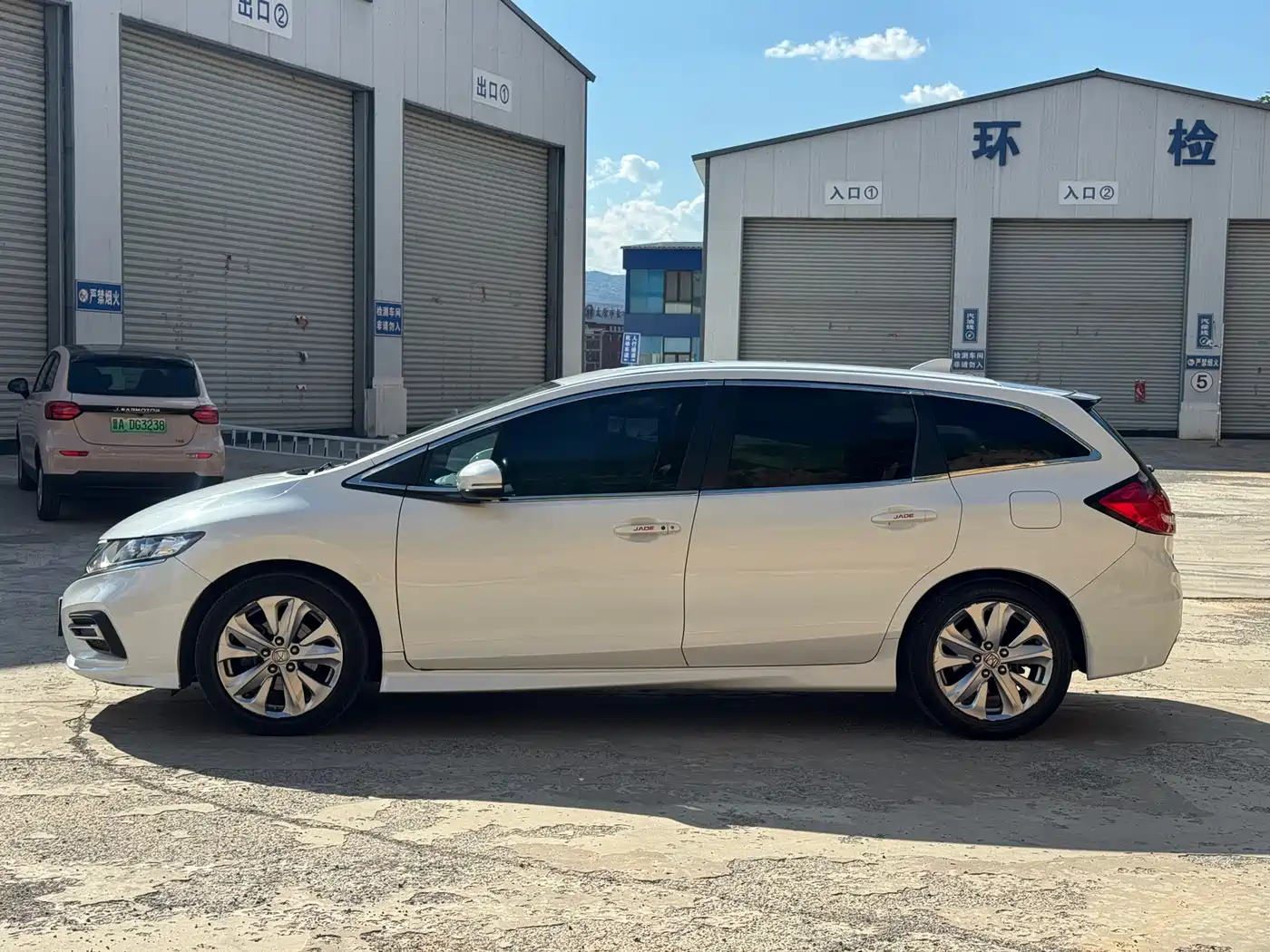 Honda Jade 2018 2017 1.8L Automatic Comfort Edition 5-seater
